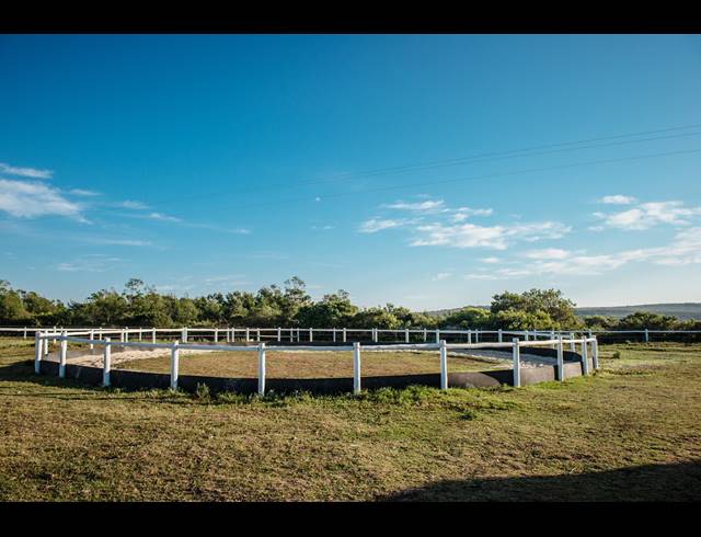2,500M² VACANT LAND FOR SALE IN KABELJAUWS